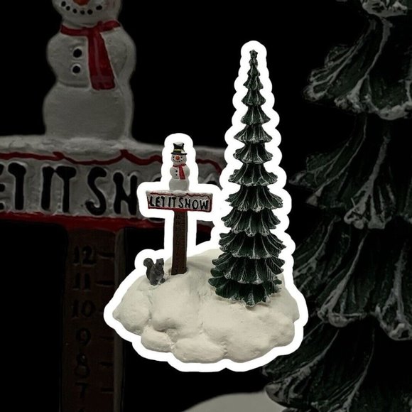 Dept 56 Snow Village Accessory Vintage Let It Snow Snowman Sign in Original Box - Picture 16 of 16